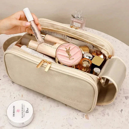 Trousse de toilette femme grand format