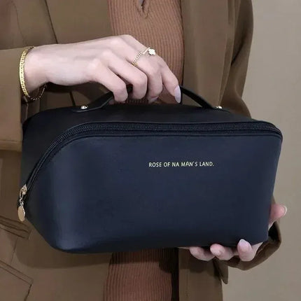 Trousse de toilette femme voyage