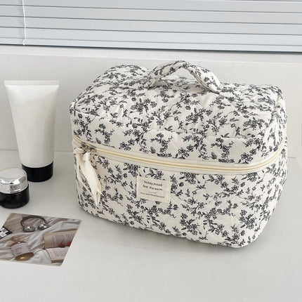 Trousse de toilette fleurie
