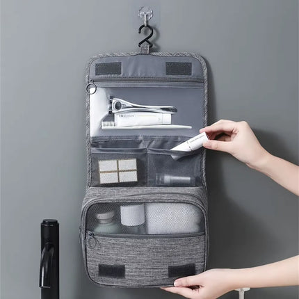 Trousse de toilettes à suspendre